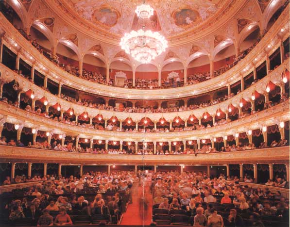 opera1.jpg